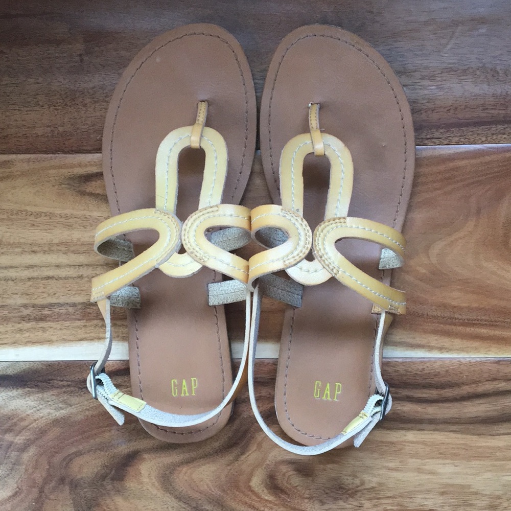 GAP sandals
